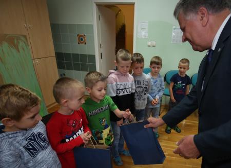 PRVOŠOLČKI UNEC 10 FOTO LJUBO VUKELIČ